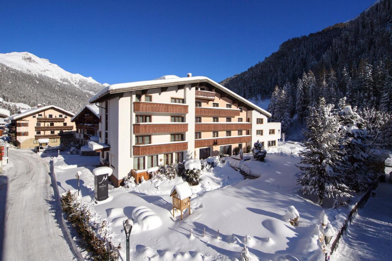 "Quality Hosts Arlberg" Hotel Garni Moessmer Санкт-Антон-ам-Арльберг Экстерьер фото