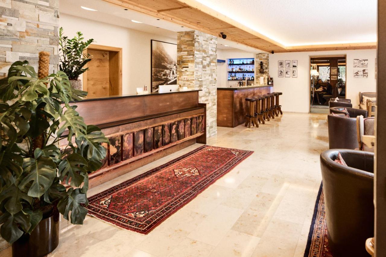 "Quality Hosts Arlberg" Hotel Garni Moessmer Санкт-Антон-ам-Арльберг Экстерьер фото
