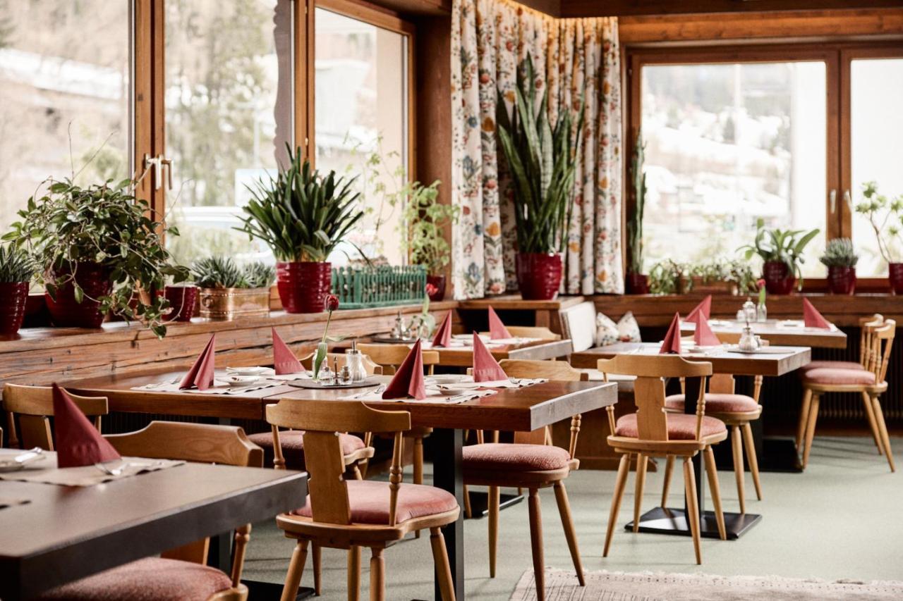 "Quality Hosts Arlberg" Hotel Garni Moessmer Санкт-Антон-ам-Арльберг Экстерьер фото