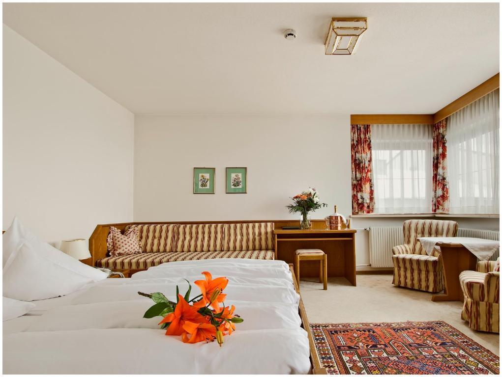 "Quality Hosts Arlberg" Hotel Garni Moessmer Санкт-Антон-ам-Арльберг Экстерьер фото