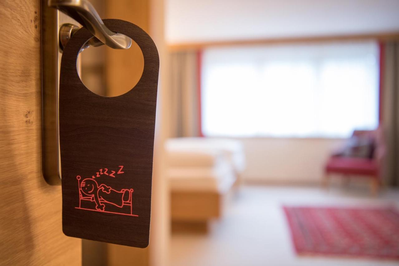"Quality Hosts Arlberg" Hotel Garni Moessmer Санкт-Антон-ам-Арльберг Экстерьер фото